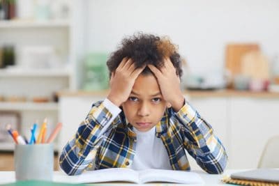 Many parents feel ill-equipped to teach their struggling learner. Learn the three questions you need to answer to help your struggling learner succeed.